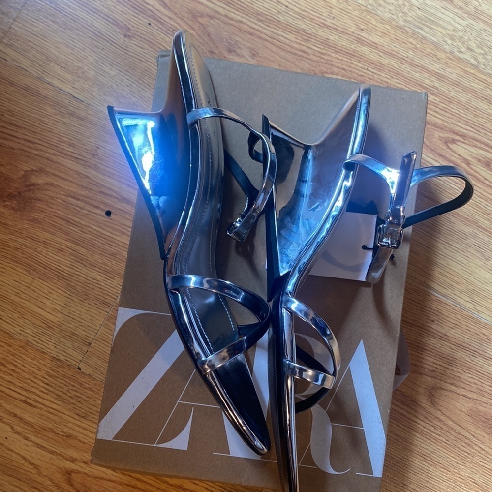 Zara Silver Strappy Sandals - Picture 11 of 15